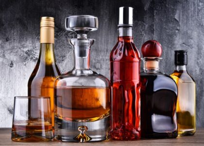 Glass Liquor Bottles Market