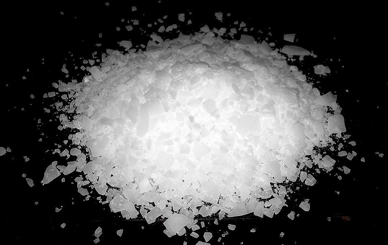 Exploring the Applications of Magnesium Chloride in Various Industries
