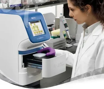 Real-time Bioprocess Raman Analyzer Market