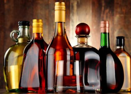 Glass Liquor Bottles Market