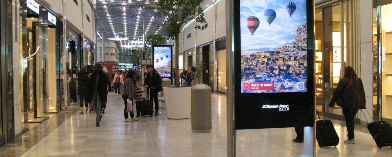 Transparent Digital Signage Market