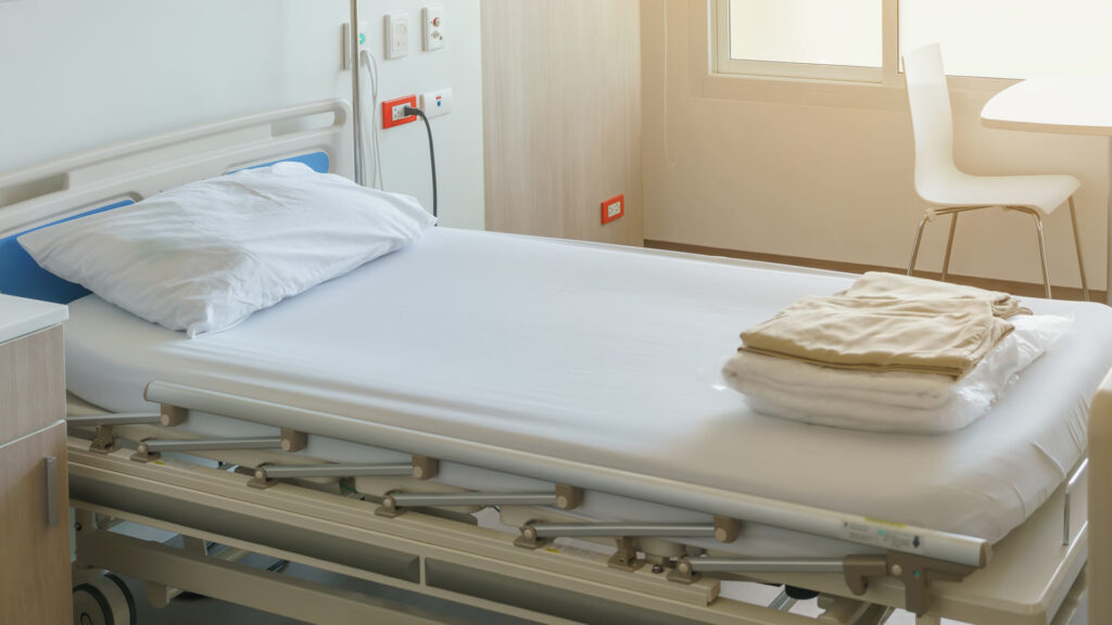 Hospital Bedsheet and Pillow Cover Industry