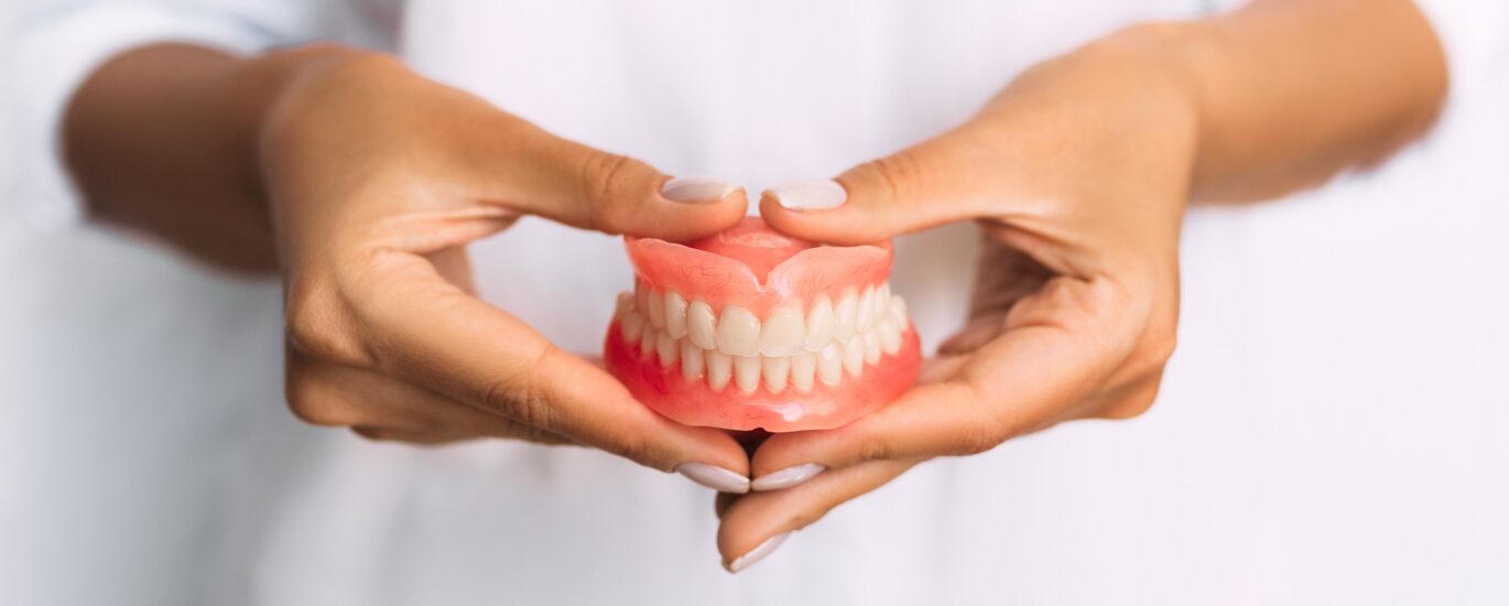 Global Dentures Industry