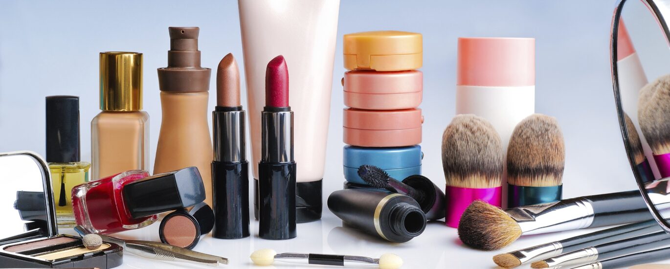 Anti-counterfeit Cosmetic Packaging Market