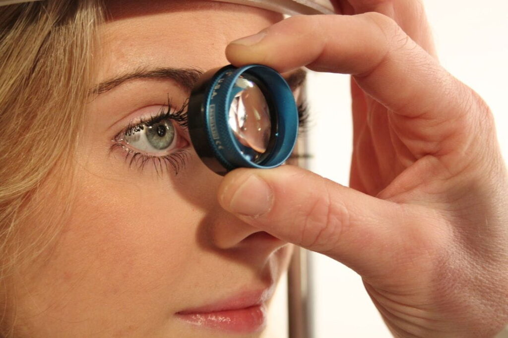 Global Glaucoma Treatment Industry