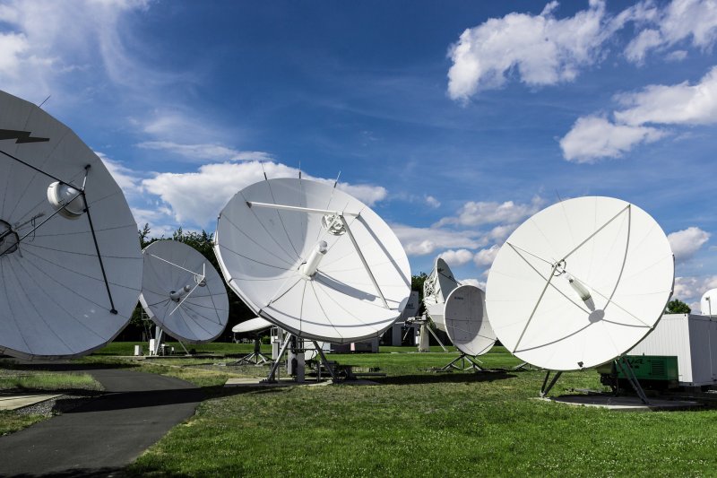 Enterprise VSAT Systems Market