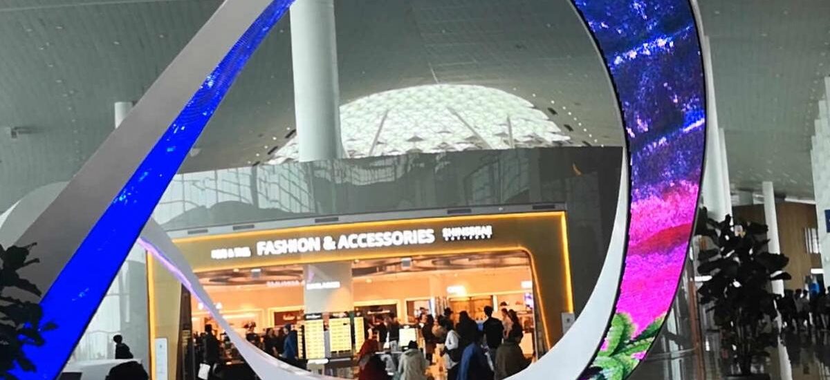 Flexible Screens Market