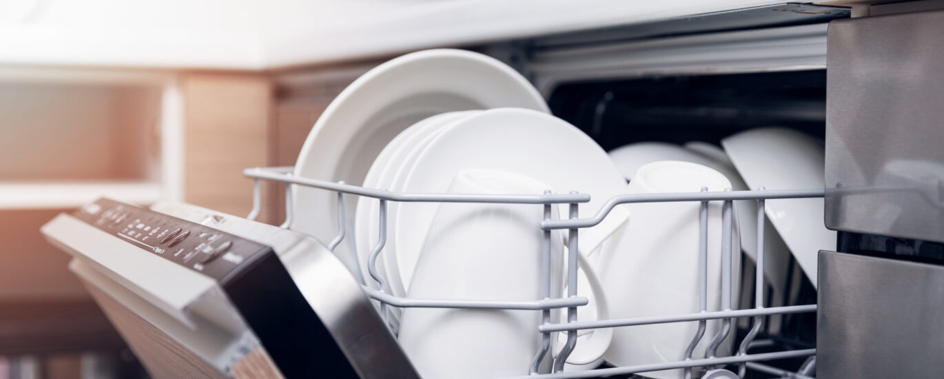 Trends in Clean Analyzing the Expanding Dishwasher Market in the