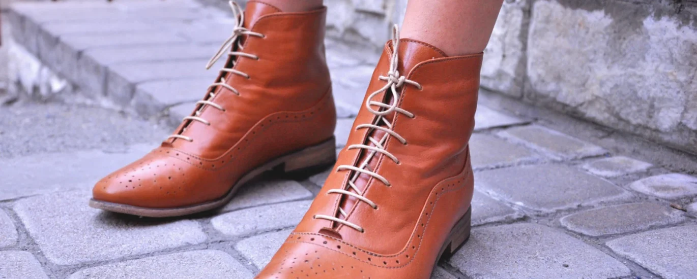 Lace Up Boots Market