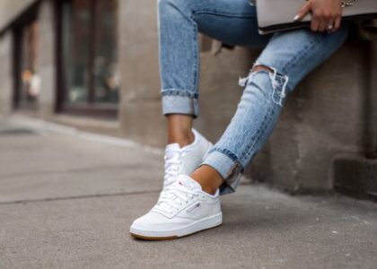 Women Sneakers Market