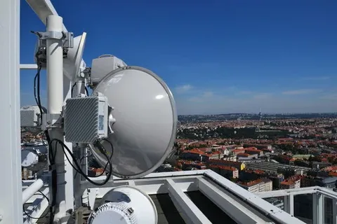 Point-to-point Microwave Antenna Market